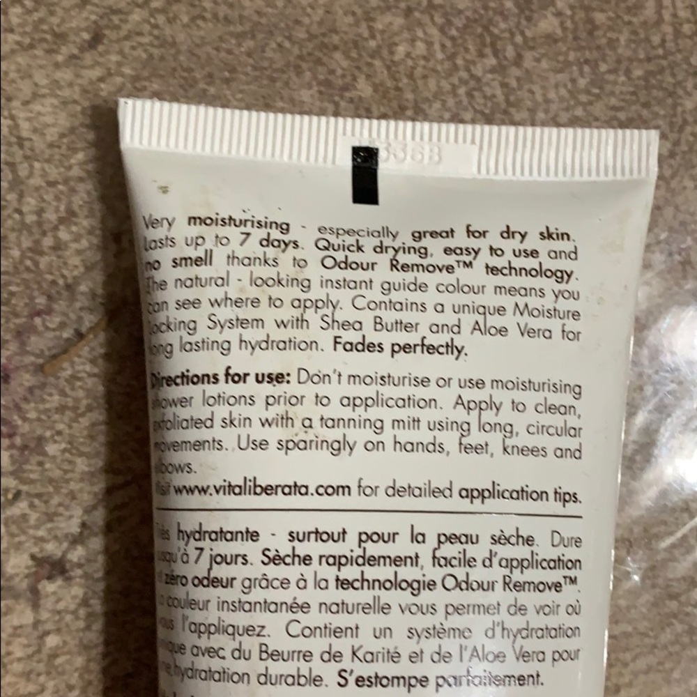 Vita Liberata Self Tanning Tinted Lotion - Picture 2 of 2